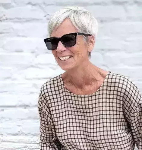 39 Most Stylish Pixie Haircuts for Women Over 60