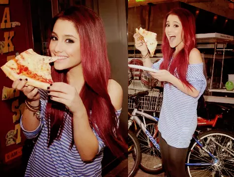 Ariana-eating-Pizza