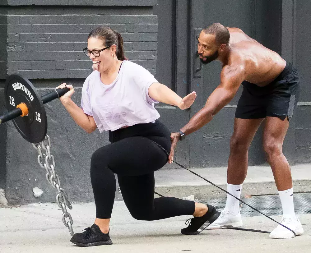 ashley-graham-work-out