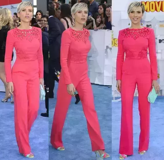 Scarlett-in-Neon-dress