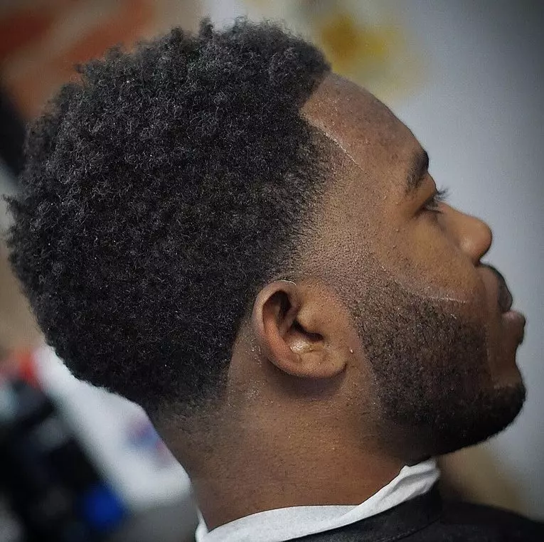 Taper-Fade-Haircuts-for-Black-Men-2