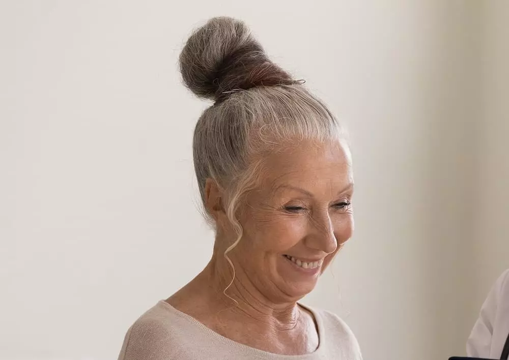 long-hairstyle-for-women-over-50-1