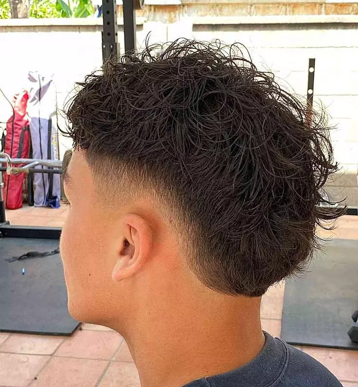 45 Best Curly Hairstyles and Haircuts for Men 2023, haircuts male -  thirstymag.com