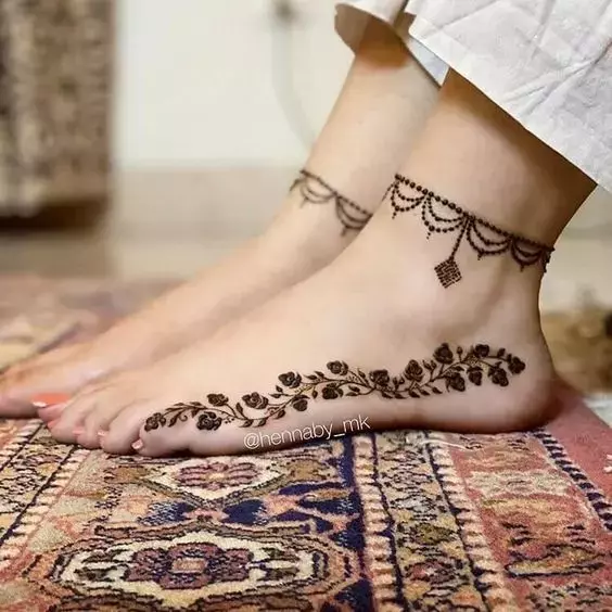 Latest Ornamental Mehndi Designs | Simple Mehndi Designs For Leg | Arabic  Henna by Jyoti Sachdeva - YouTube | Legs mehndi design, Mehndi designs  feet, Leg mehndi