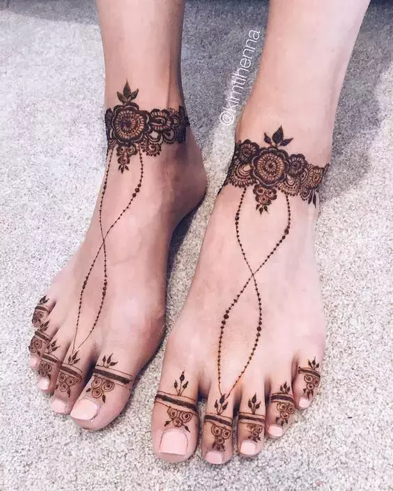 henna-ankle-mehndi