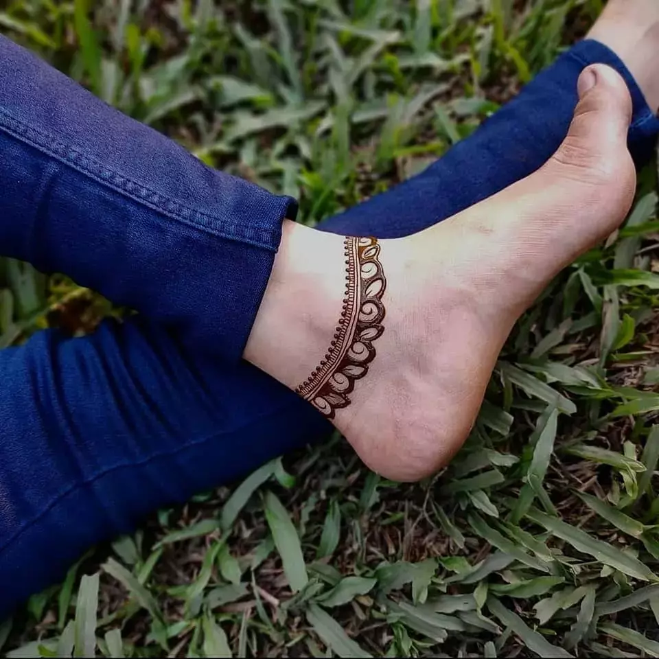 Anklet Mehndi Tattoo Designs for... - New Mehendi Designs | Facebook