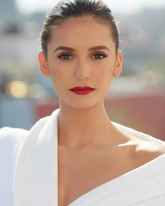 Nina-dobrev-hollywood-actress