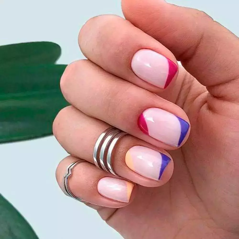 25 Stunning French Tip Nail Designs For 2024 Fabbon