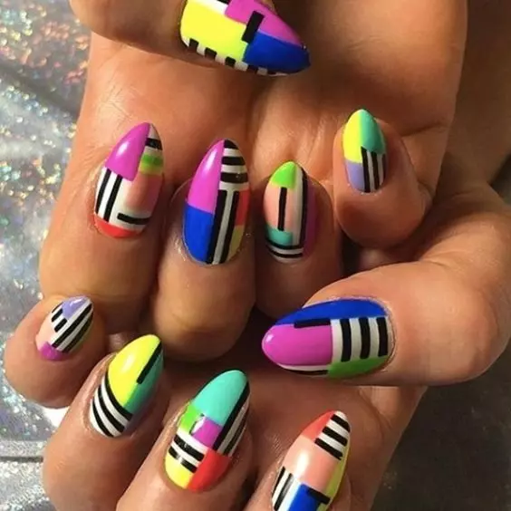 color-blocks-nail-art