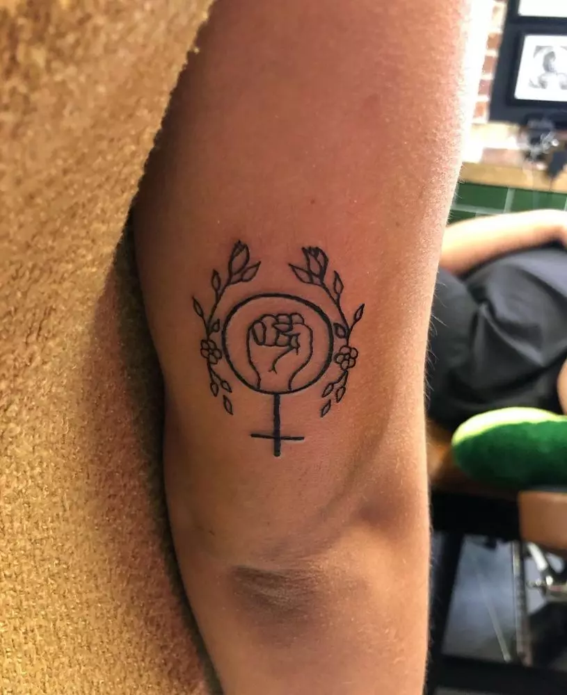 4-feminine-tattoo-for-women-symbols