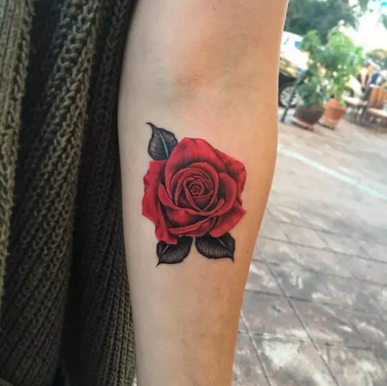 rose-tattoo-for-women