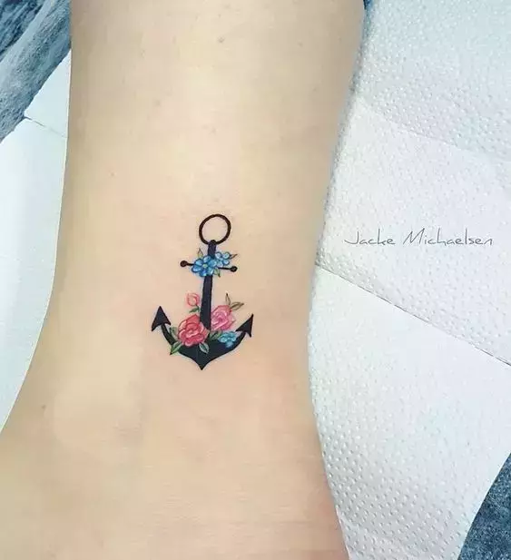 Royal Ink tattoo studio - 🌸😎🌸ANCHOR AND FLOWER🌸😎🌸 Watercolor tattoo  done by Fabio Jhanfly Caramia Thanks to : L' Atelier Tattoo Supply Roma  Cheyenne Professional Tattoo Equipment | Facebook