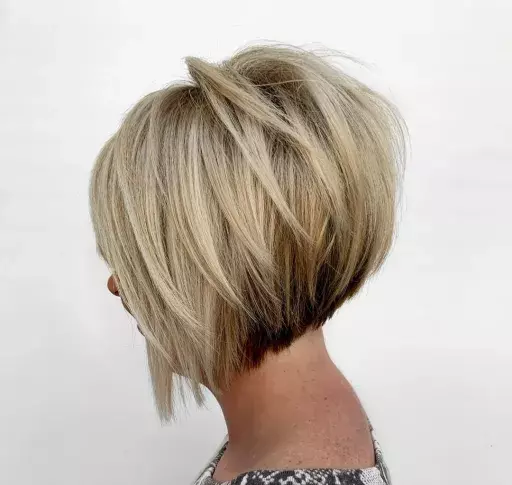 Graduated-Bob-With-Layers