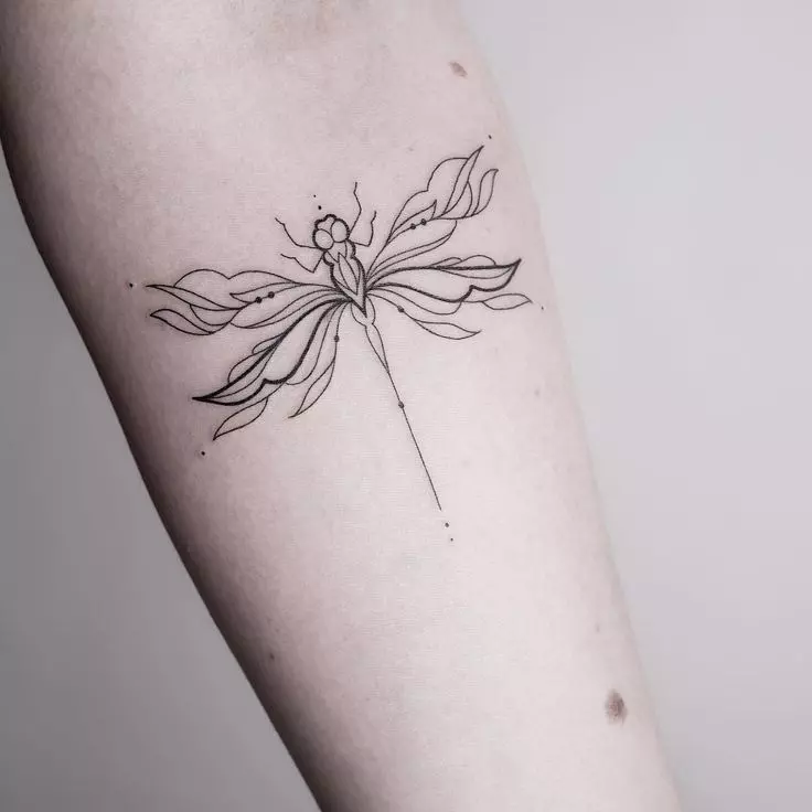 abstract-dragonfly-tattoo