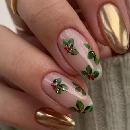cropped-best-holiday-nails-1