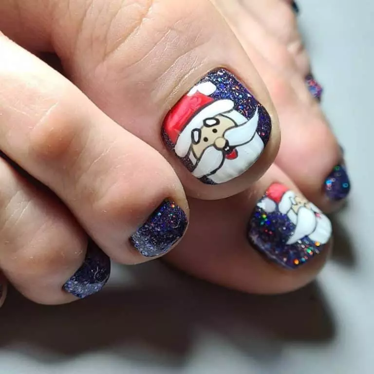 Christmas-Toe-Nails-Designs-768x768