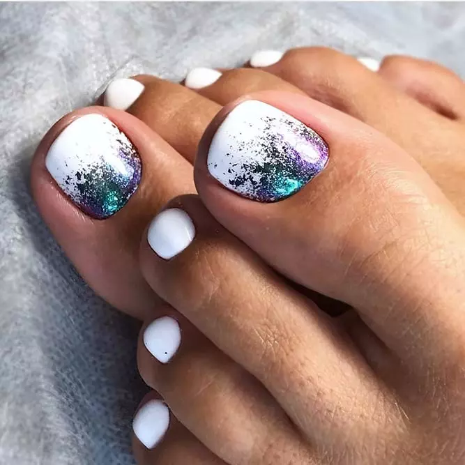 toe-nail-colors-amazing-designs-white-glitter-ombre