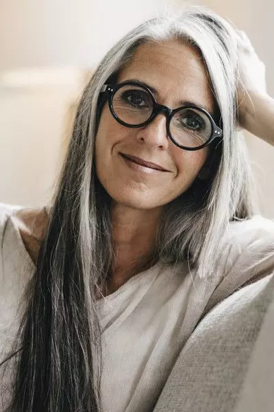 long-hair-with-glasses-18