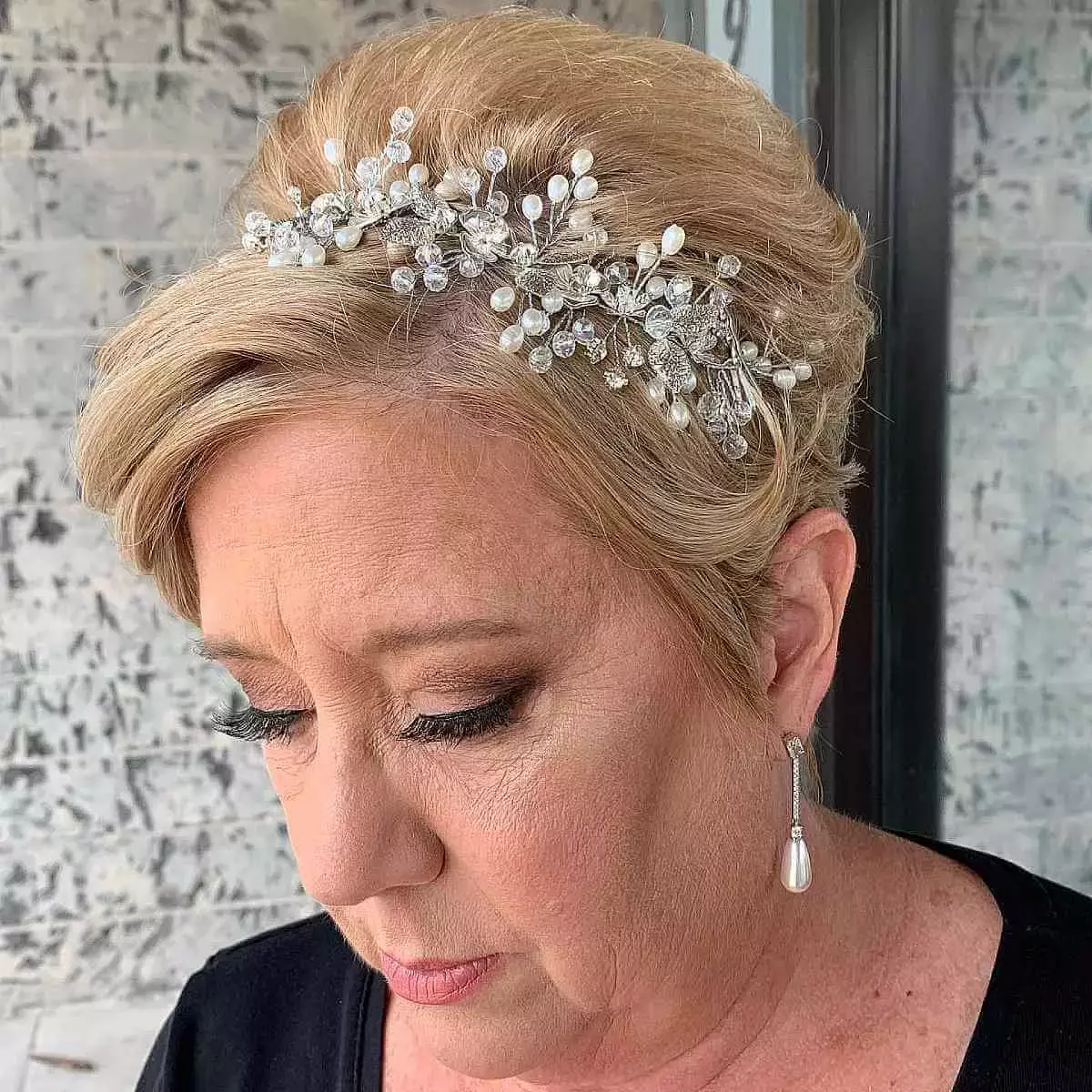 24 Mother of the Bride Hairstyles for Every Hair Length