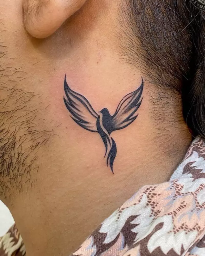 bird-tattoo-men-on-the-neck