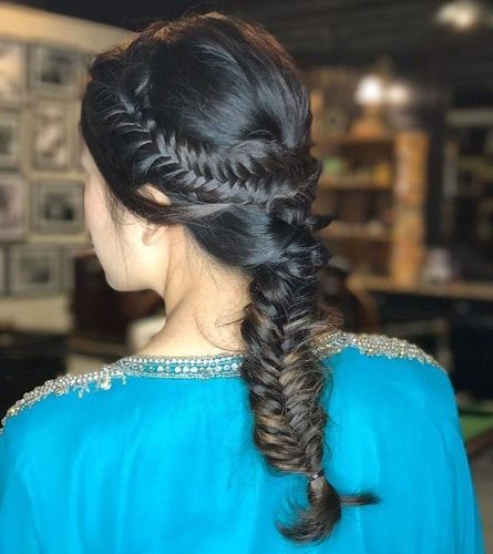 Fishtail_braid_hairstyle