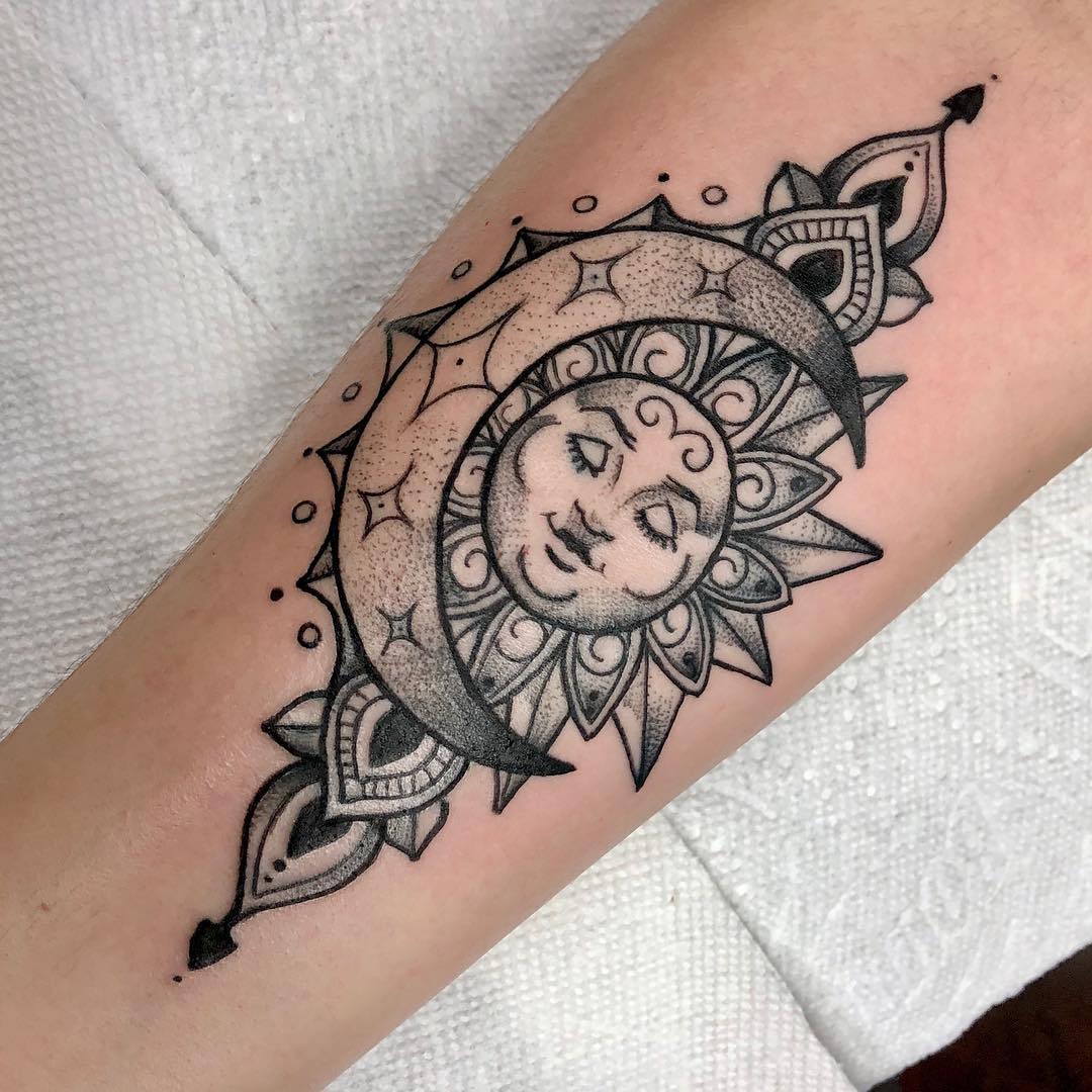 55 Gorgeous Sun And Moon Tattoos With Meaning Fabbon