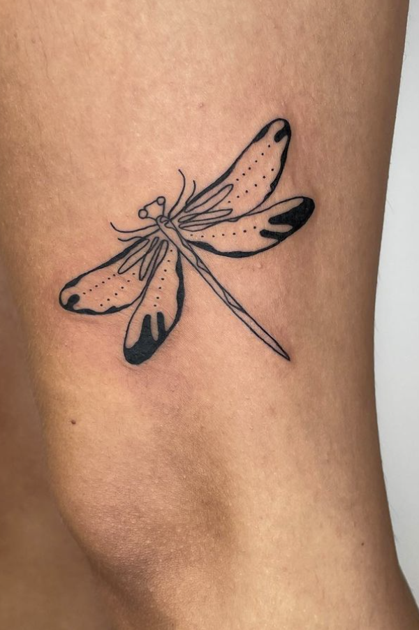 simple-dragonfly-tattoos
