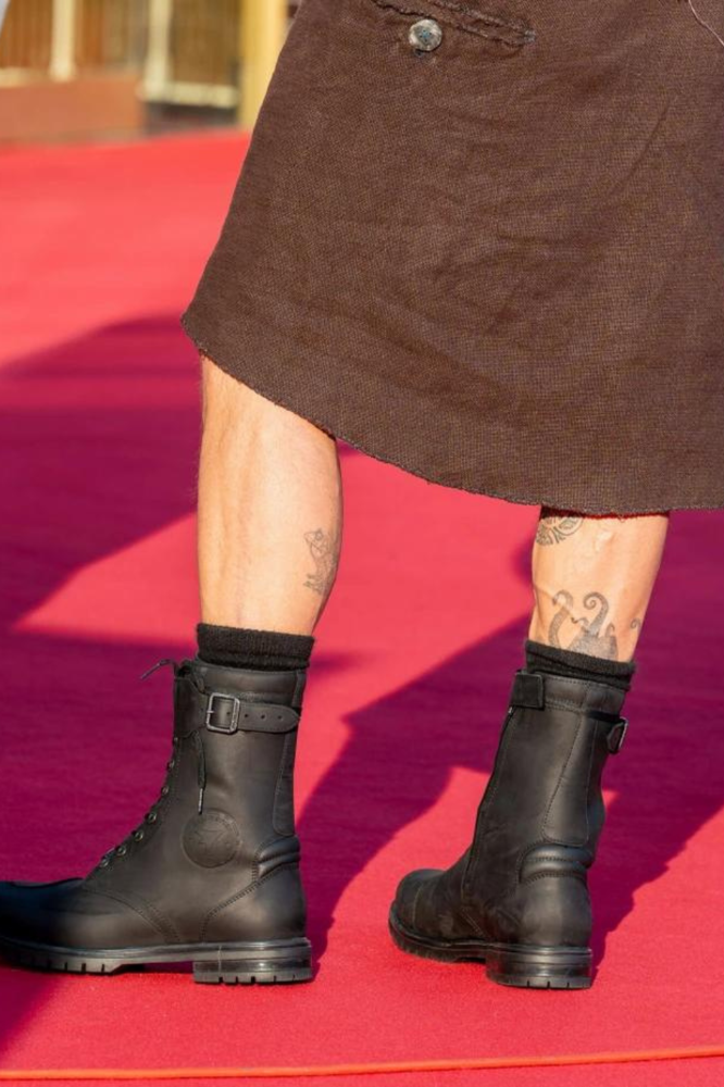 Brad-Pitt-tattoo-meaning-8