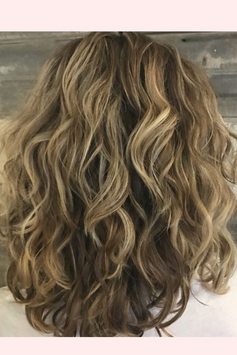 mid-length-cut-loose-curls