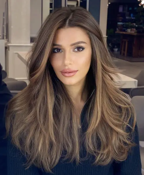 49-voluminous-long-hair-with-piecey-layers