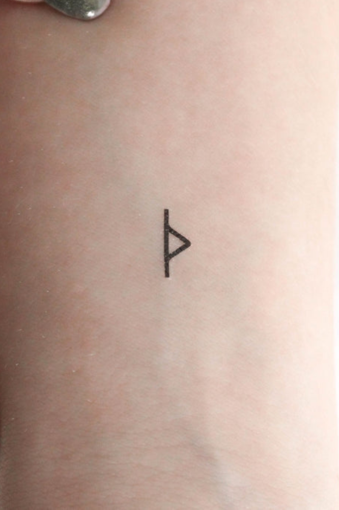 3_rune-tattoo