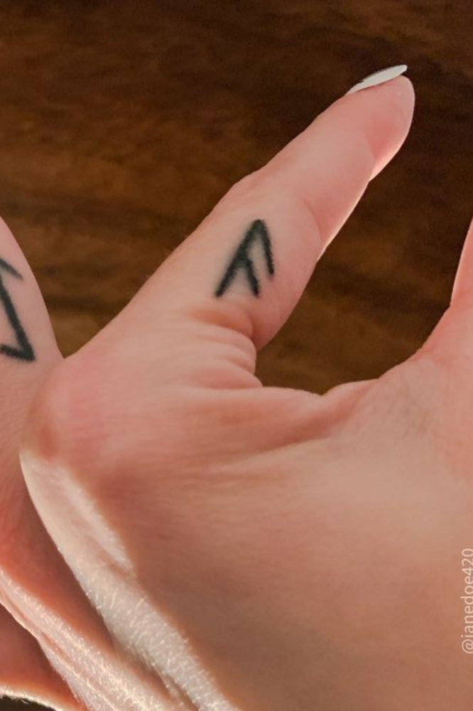 4_rune-tattoo