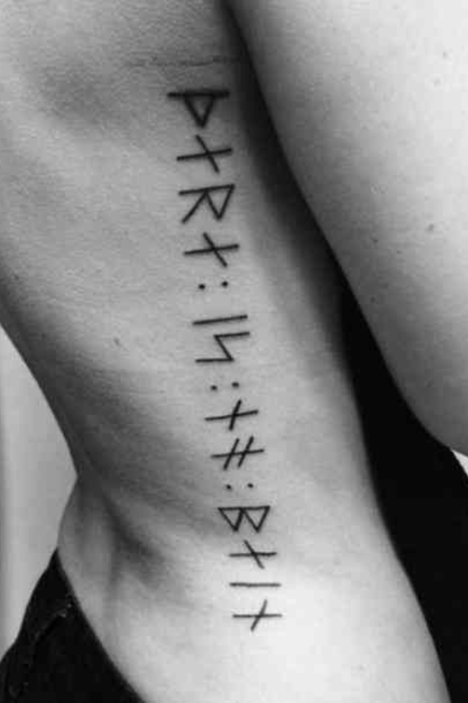 10_rune-tattoo