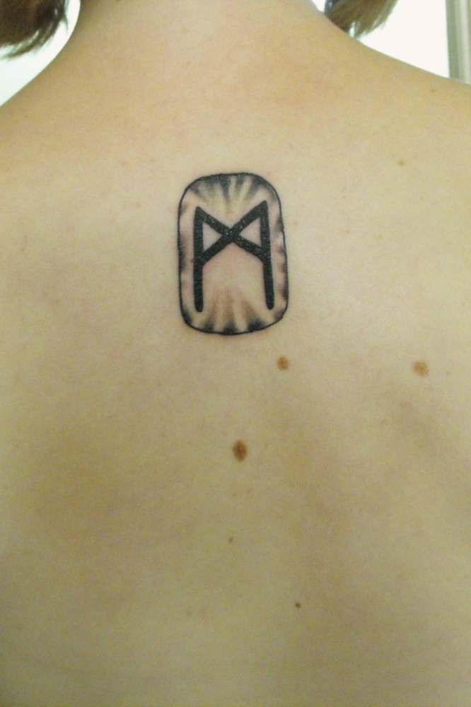 19_rune-tattoo