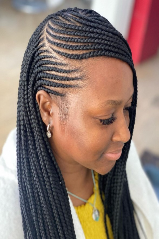 Multidirectional Cornrowed braid