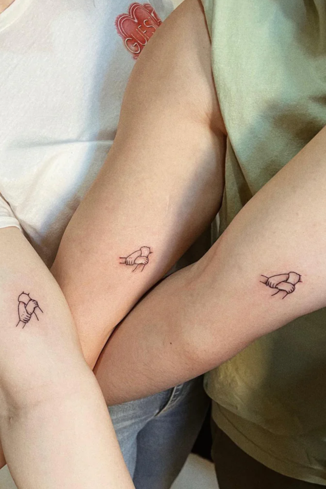 Holding-Hands-tattoos