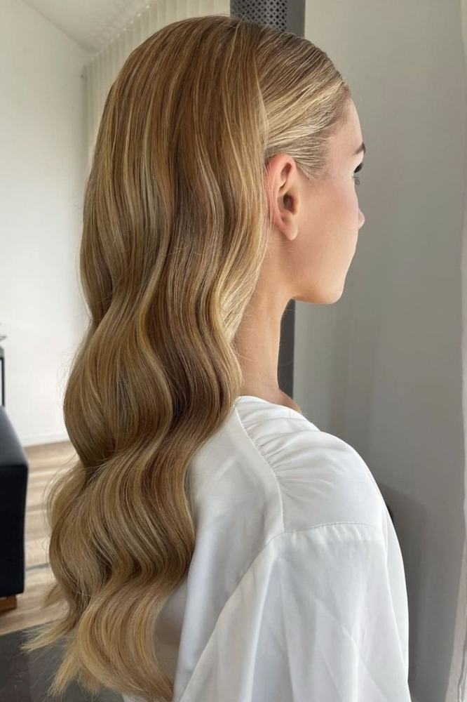 sleek loose waves