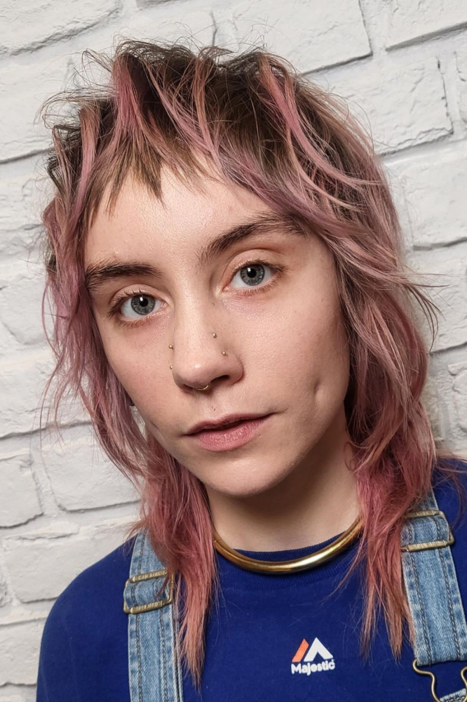 Wolf-Cut-With-Pink-Highlights