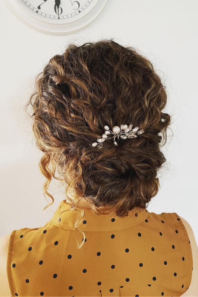 curly bun 1