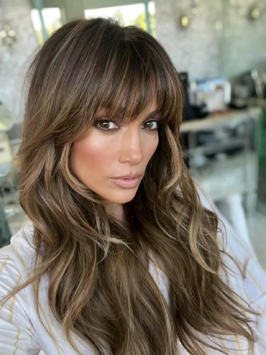 JLO-blunt-haircut