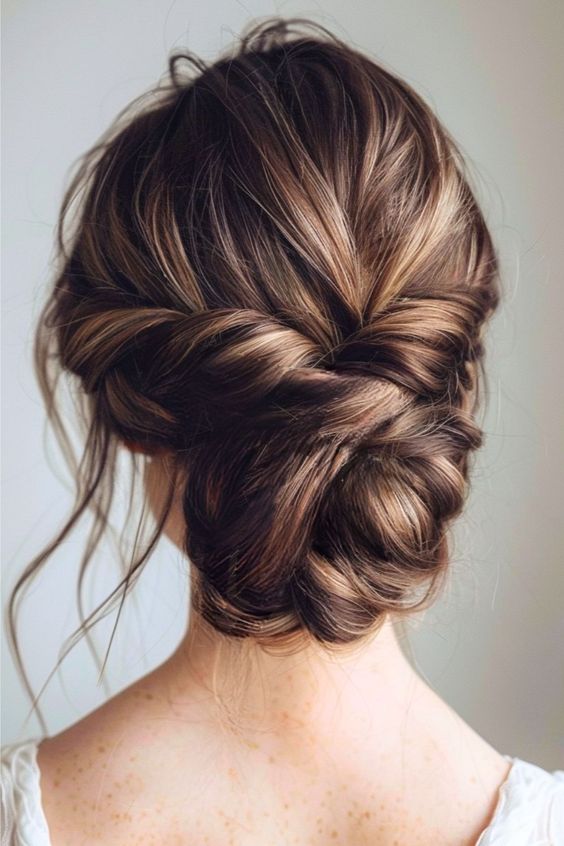 twsited-chignon