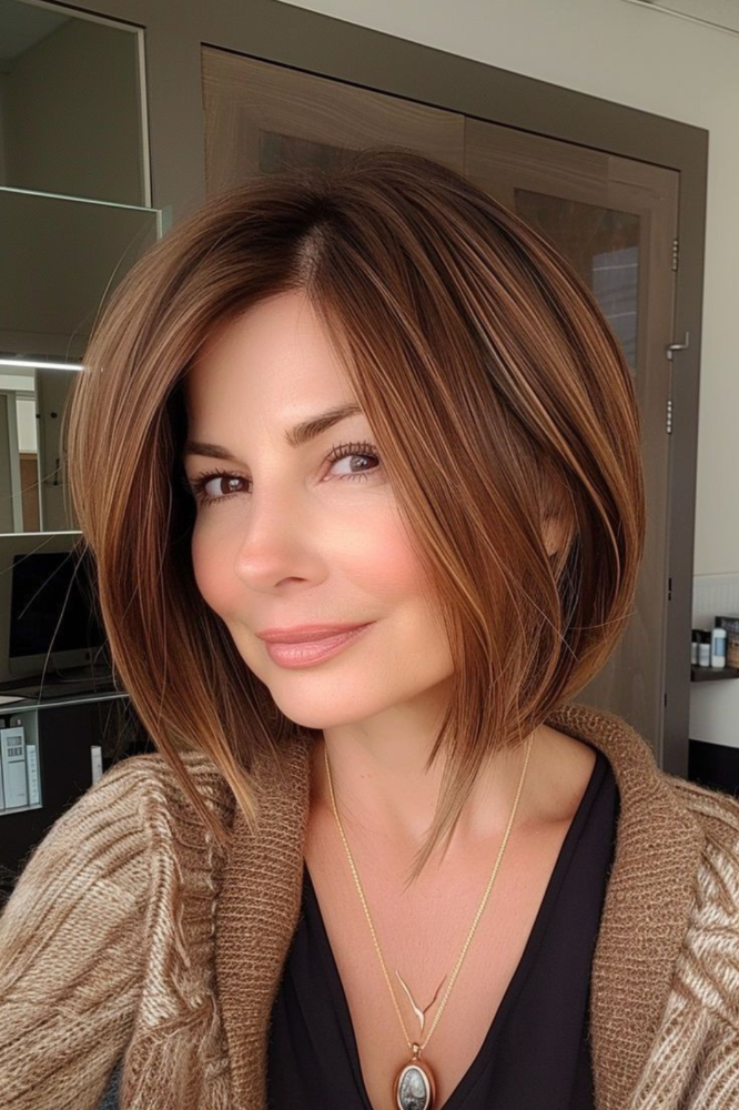 33 Best Bob Hairstyles For Women Over 40 | Fabbon