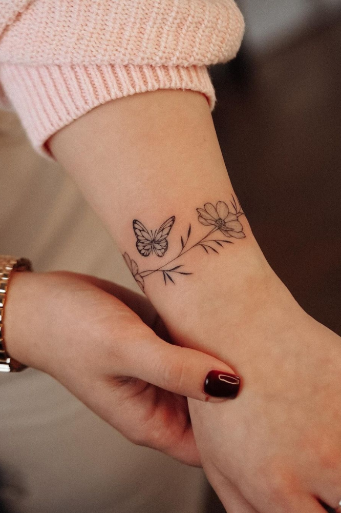 Tiny-wrist-tattoo-3