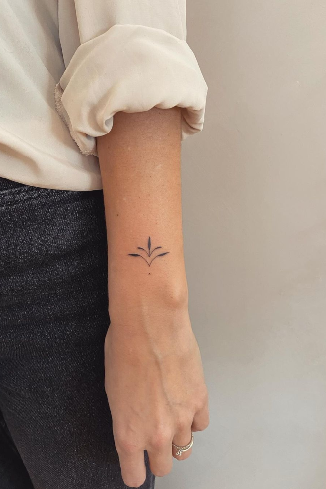 Tiny-wrist-tattoo-7