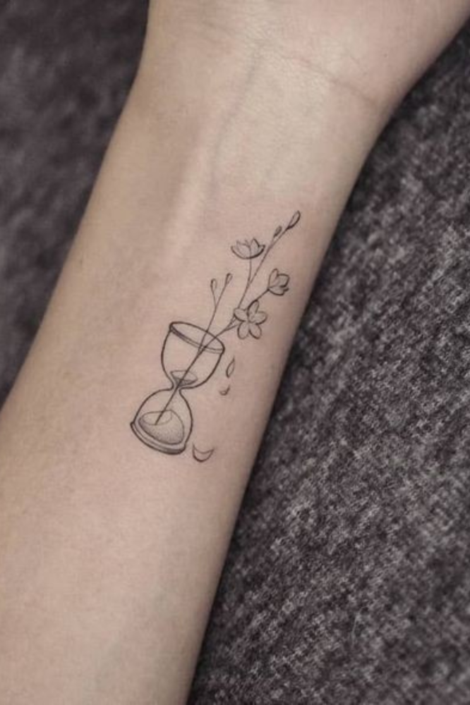 Tiny-wrist-tattoo-22