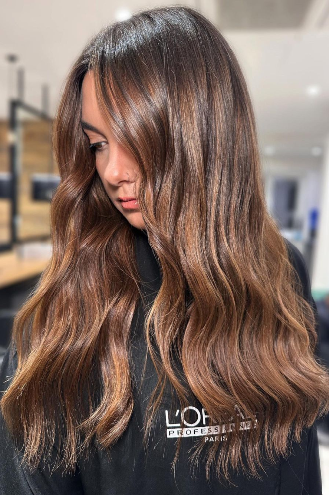 Chestnut-Brown-With-Caramel-Balayage