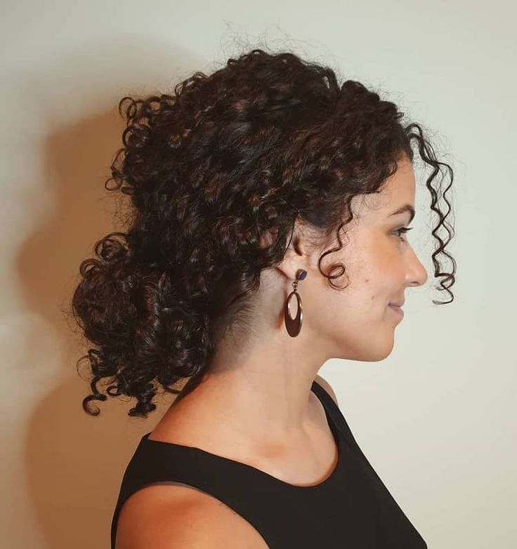 15 Smartest Messy Buns for Curly Hair