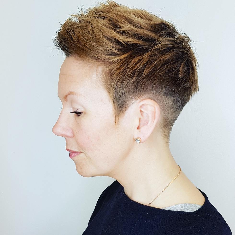 messy-pixie-short-haircut