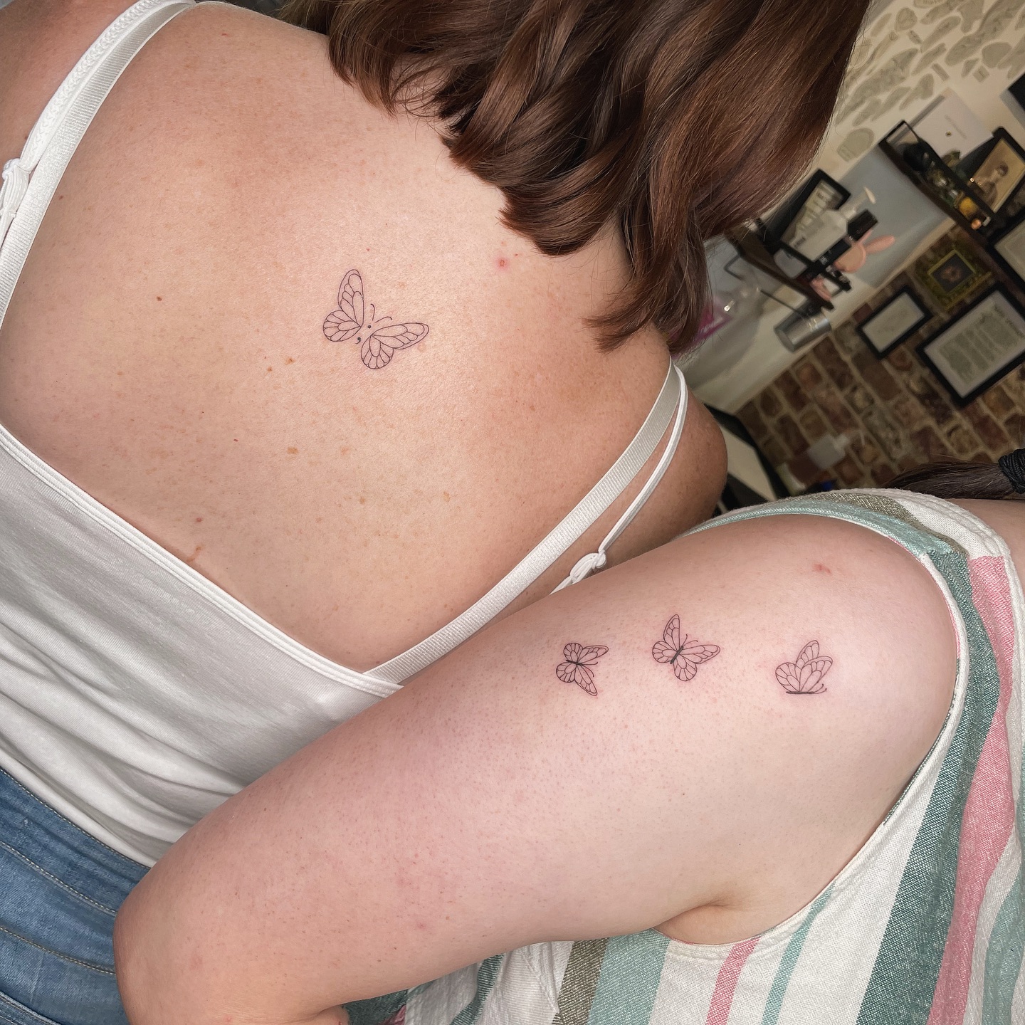 tiny-butterfly-tattoo-mother-daughter