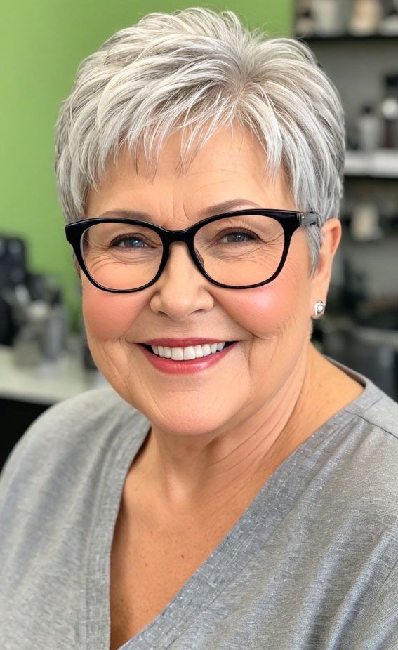 30 Pixie Haircuts for Older Women with Fringe _ Cool Silver Pixie with Wispy Bangs